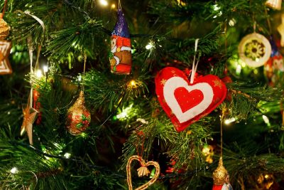 adornos-navideños-arbol-navidad